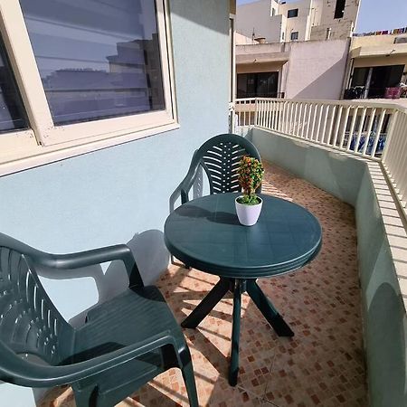 Bugibba Corner Apartment Stone Away From The Sea St. Paul's Bay Exterior photo